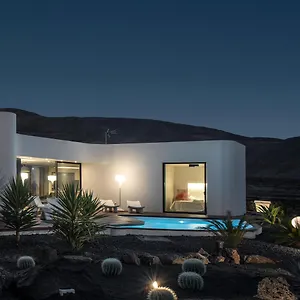 https://vulkano-house.in-canary-islands.com